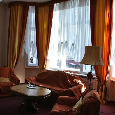 Hotel Pension Savoy Near Kurfuerstendamm